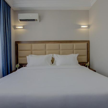 Hotel Resident بيشكيك المظهر الخارجي الصورة